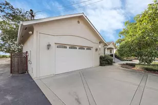 14267 E Peltier Rd, Acampo, CA 95220 - Photo 3