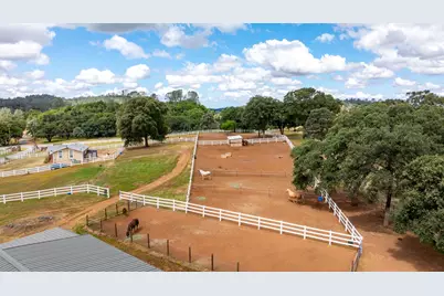 20945 Bear Hollow Road, Grass Valley, CA 95949 - Photo 27