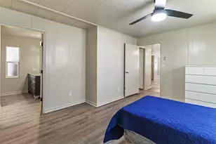 Clearwater Dr, Sacramento, CA 95841 - Photo 17