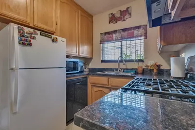 2484 Francis Street, Stockton, CA 95205 - Photo 11