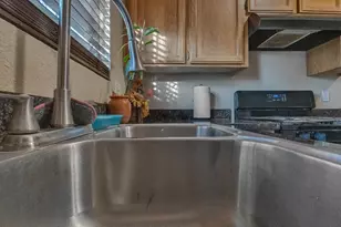 2484 Francis St, Stockton, CA 95205 - Photo 13