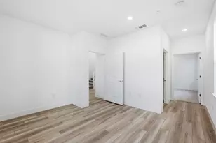 7776 Sikh Ct, Sacramento, CA 95829 - Photo 17