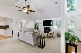 8205 Lash Larue Ln, Citrus Heights, CA 95610 - Photo 21