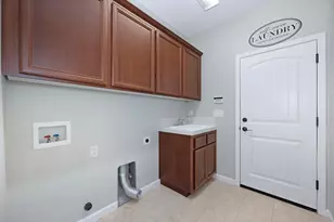 4301 Hovnanian Dr, Sacramento, CA 95834 - Photo 51