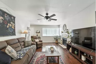 3400 Kingswood Drive #19, Modesto, CA 95355 - Photo 13