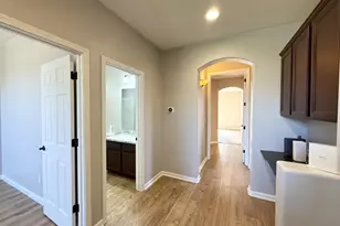 918 Castellona Dr, Newman, CA 95360 - Photo 13