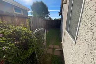 8513 Sheldon N Dr, Elk Grove, CA 95624 - Photo 13