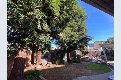 8513 Sheldon North Drive, Elk Grove, CA 95624 - Photo 15