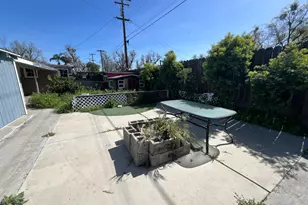 208 Tokay Ave, Modesto, CA 95350 - Photo 21