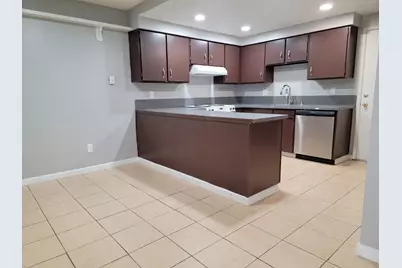 7206 Willowwest Court, Sacramento, CA 95828 - Photo 5