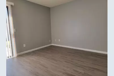 7206 Willowwest Court, Sacramento, CA 95828 - Photo 7