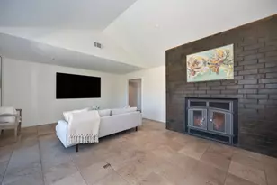 14700 N Locust Tree Rd, Lodi, CA 95240 - Photo 17