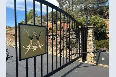 7828 Watermark Place, El Dorado Hills, CA 95762 - Photo 23