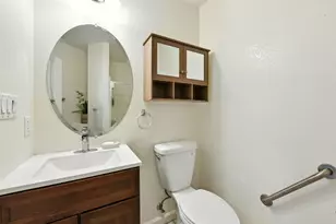 9452 Lyndley Plaza Way, Elk Grove, CA 95624 - Photo 41