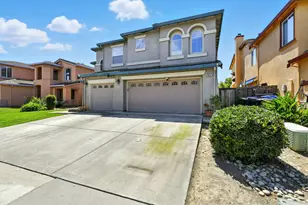 9452 Lyndley Plaza Way, Elk Grove, CA 95624 - Photo 53