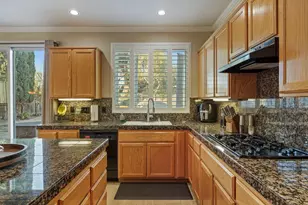 6439 Brook Hollow Cir, Stockton, CA 95219 - Photo 15