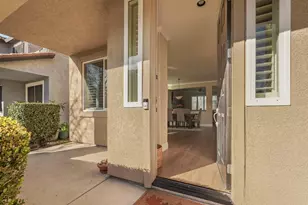 6439 Brook Hollow Cir, Stockton, CA 95219 - Photo 5