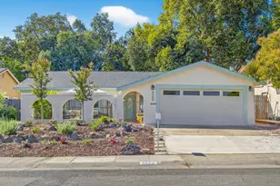 8122 Stacey Hills Dr, Citrus Heights, CA 95610 - Photo 1