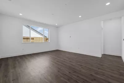 10327 Evangaline Way, Elk Grove, CA 95757 - Photo 7