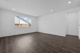 10327 Evangaline Wy, Elk Grove, CA 95757 - Photo 7