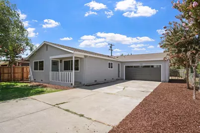 2723 S Van Buren Street, Stockton, CA 95206 - Photo 1