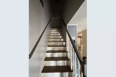 9125 Trujillo Way, Sacramento, CA 95826 - Photo 11