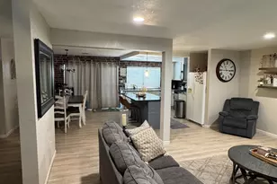 9125 Trujillo Way, Sacramento, CA 95826 - Photo 23