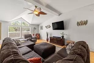 10273 Holcomb Dr, Grass Valley, CA 95949 - Photo 13