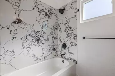 2351 Del Rio Drive, Stockton, CA 95204 - Photo 23