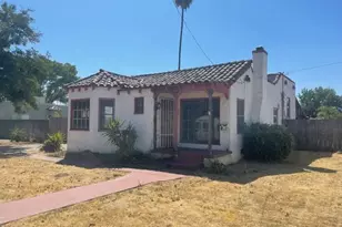 984 Park St, Turlock, CA 95380 - Photo 1