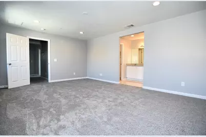 570 Jason Drive, Turlock, CA 95380 - Photo 19