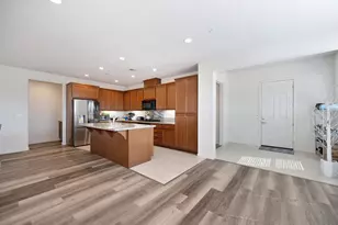 7905 Springarden Wy, Sacramento, CA 95828 - Photo 5