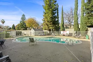 7401 Auburn Oaks Ct, Citrus Heights, CA 95621 - Photo 37