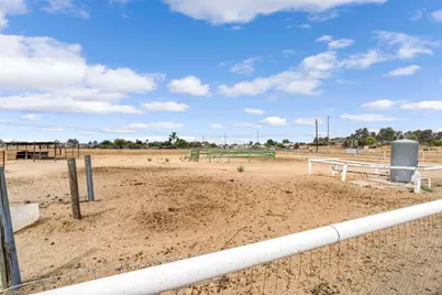 30550 Avenue 20 1/2, Madera, CA 93638 - Photo 25