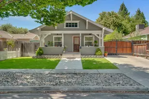 215 Elmwood Ave, Modesto, CA 95354 - Photo 1
