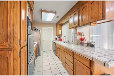 9812 Sandy Creek Way, Stockton, CA 95209 - Photo 21