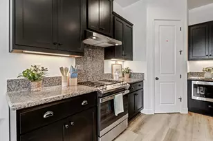 2352 Bronze Star Way, Sacramento, CA 95818 - Photo 13