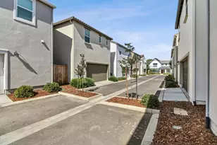 2352 Bronze Star Way, Sacramento, CA 95818 - Photo 35