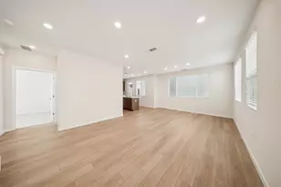 14545 Southpointe Dr, Folsom, CA 95630 - Photo 9