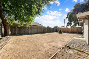 923 Cummins Way, West Sacramento, CA 95605 - Photo 27