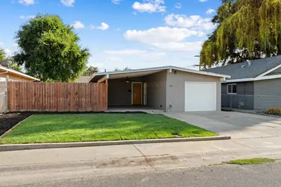 923 Cummins Way, West Sacramento, CA 95605 - Photo 3