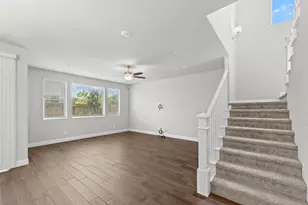 1396 E Via Prato Dr, Fresno, CA 93730 - Photo 23