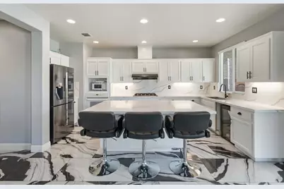 556 Sherborne Court, Galt, CA 95632 - Photo 5