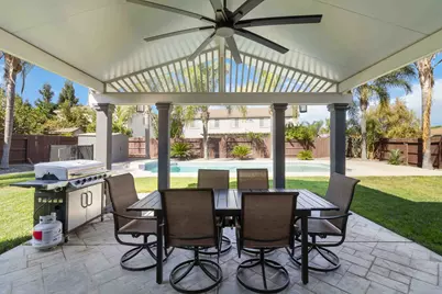 556 Sherborne Court, Galt, CA 95632 - Photo 27