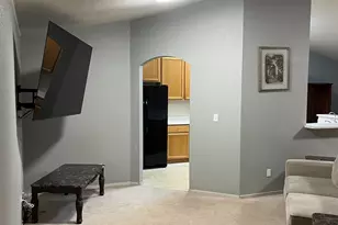 2153 W Solis St, Merced, CA 95348 - Photo 9