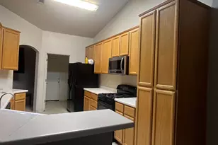 2153 W Solis St, Merced, CA 95348 - Photo 3