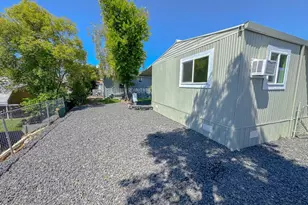 Alameda Ln, Sacramento, CA 95842 - Photo 37