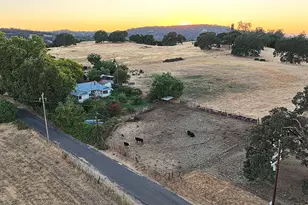 5661 Thompson Hill Rd, Placerville, CA 95667 - Photo 5