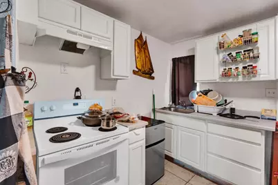 1059 Acacia Avenue, Sacramento, CA 95815 - Photo 27