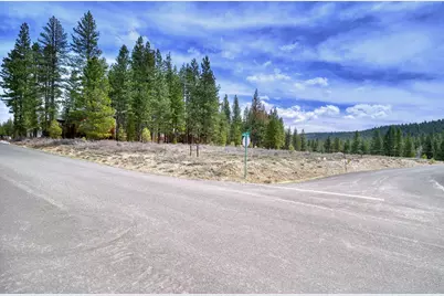 10554 Courtenay Lane, Truckee, CA 96161 - Photo 23